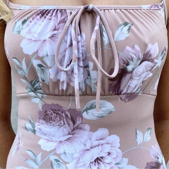 NWOT: Floral Pink Bodycon Mini Dress Size Small Light Pink - Picture 3 of 6